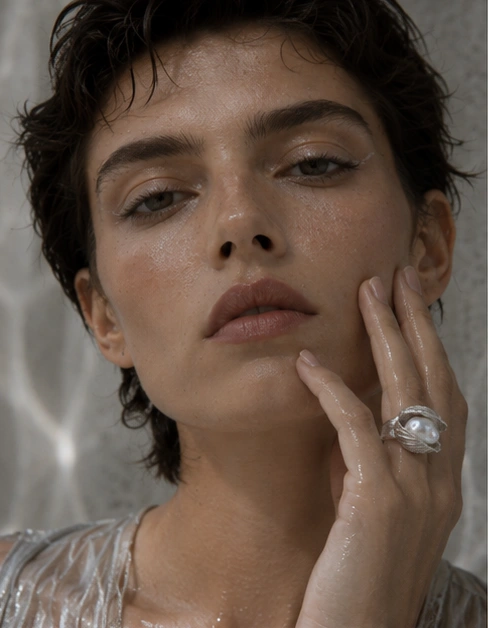 Bague La Perla, portée — Maison Moka